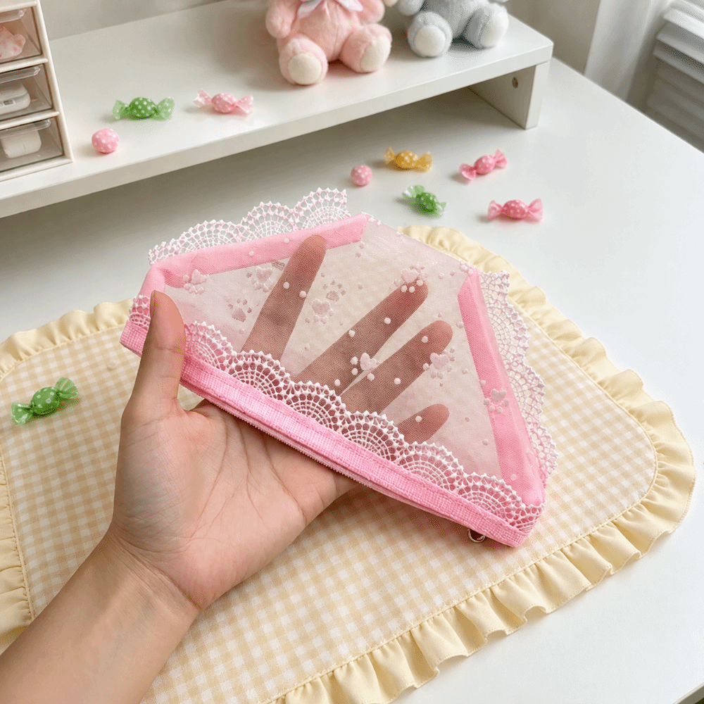 귀여운 레이스 망사 소재의 수납 파우치, 삼각형 모양의 - Cosmetic Bags 리뷰 및 가격
